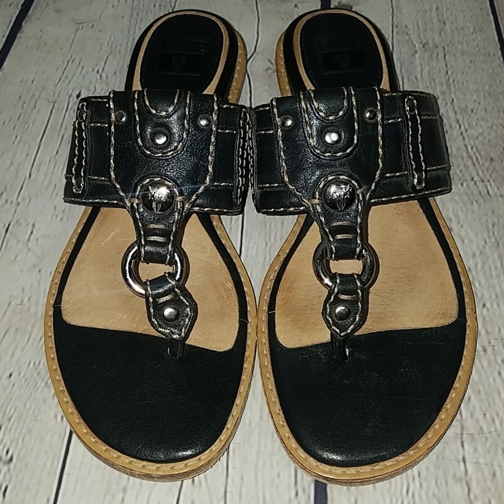 FRYE leather thong sandals, 6M